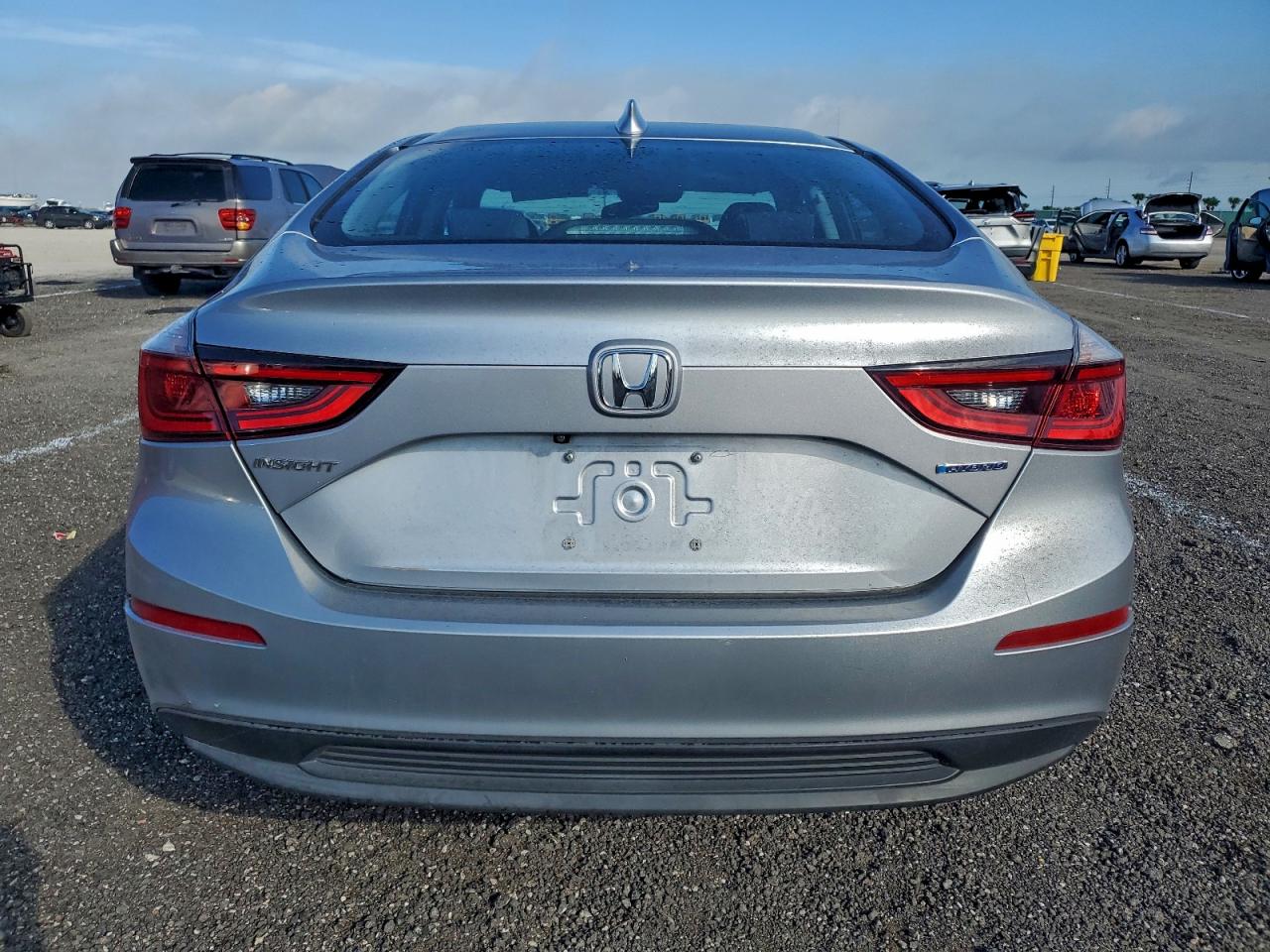 2019 HONDA INSIGHT LX photo 6