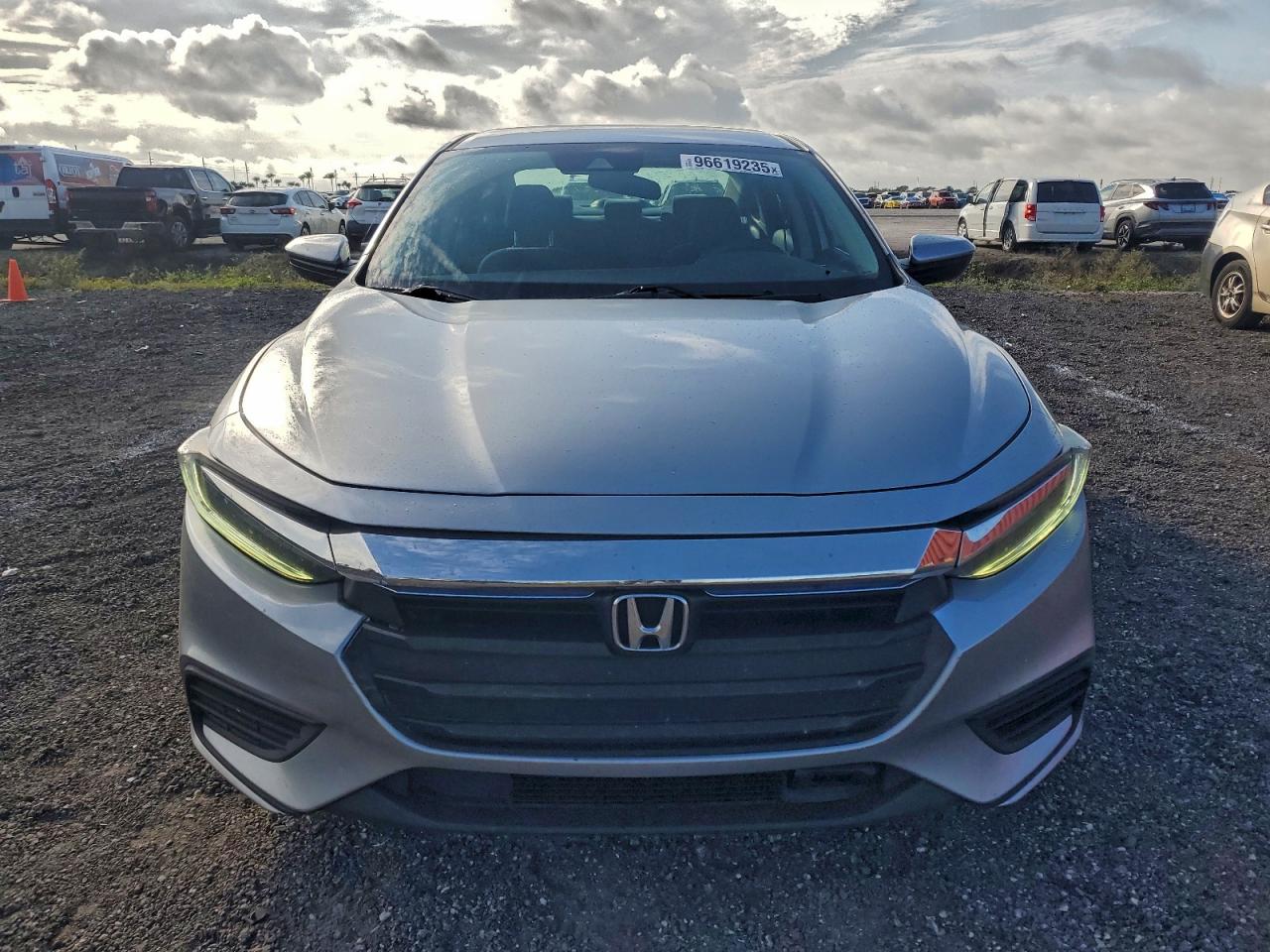 2019 HONDA INSIGHT LX photo 5
