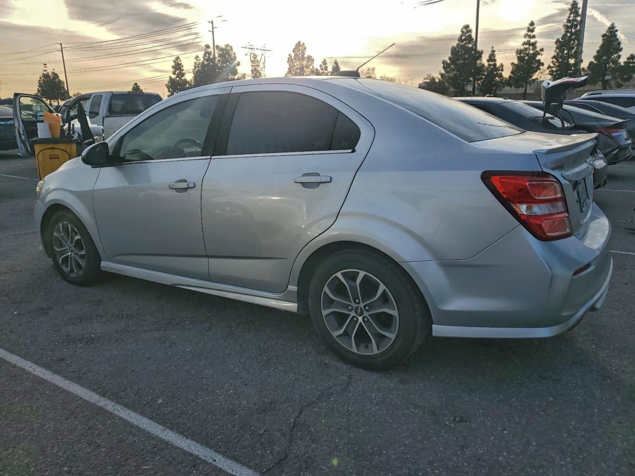 2017 CHEVROLET SONIC LT photo 2