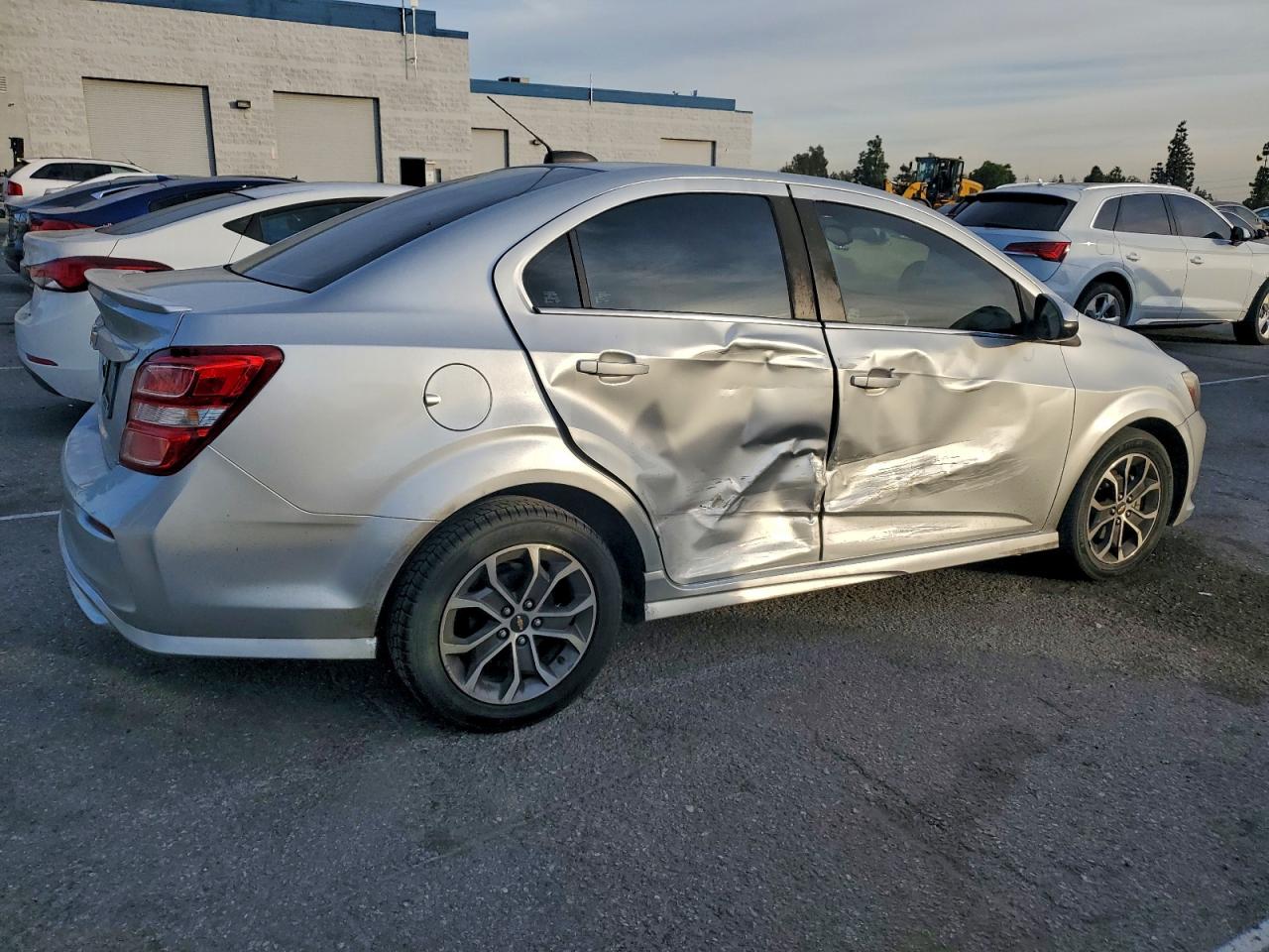 2017 CHEVROLET SONIC LT photo 3