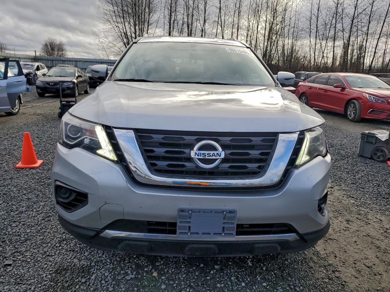 2020 NISSAN PATHFINDER S photo 5