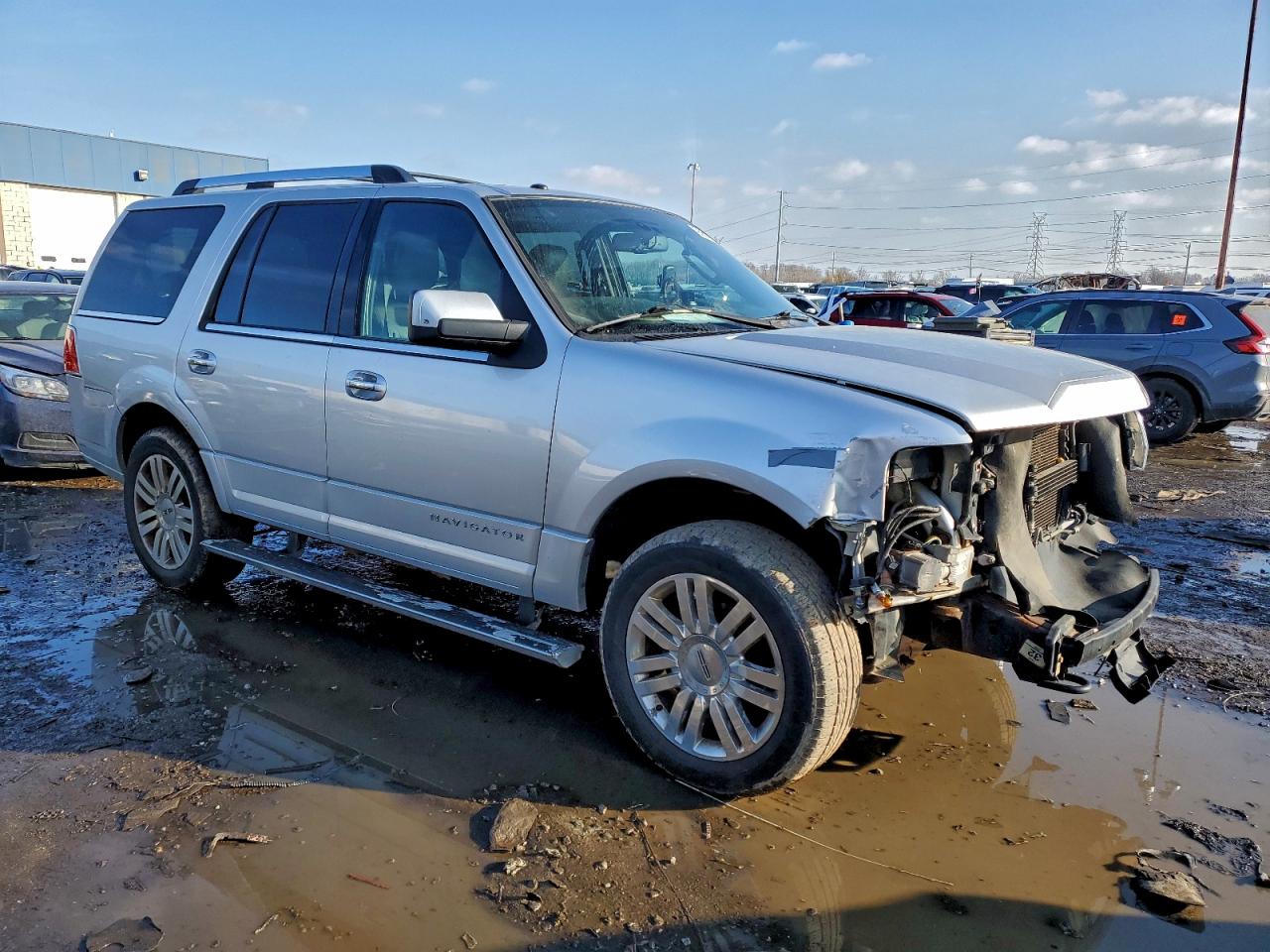 2012 LINCOLN NAVIGATOR photo 7