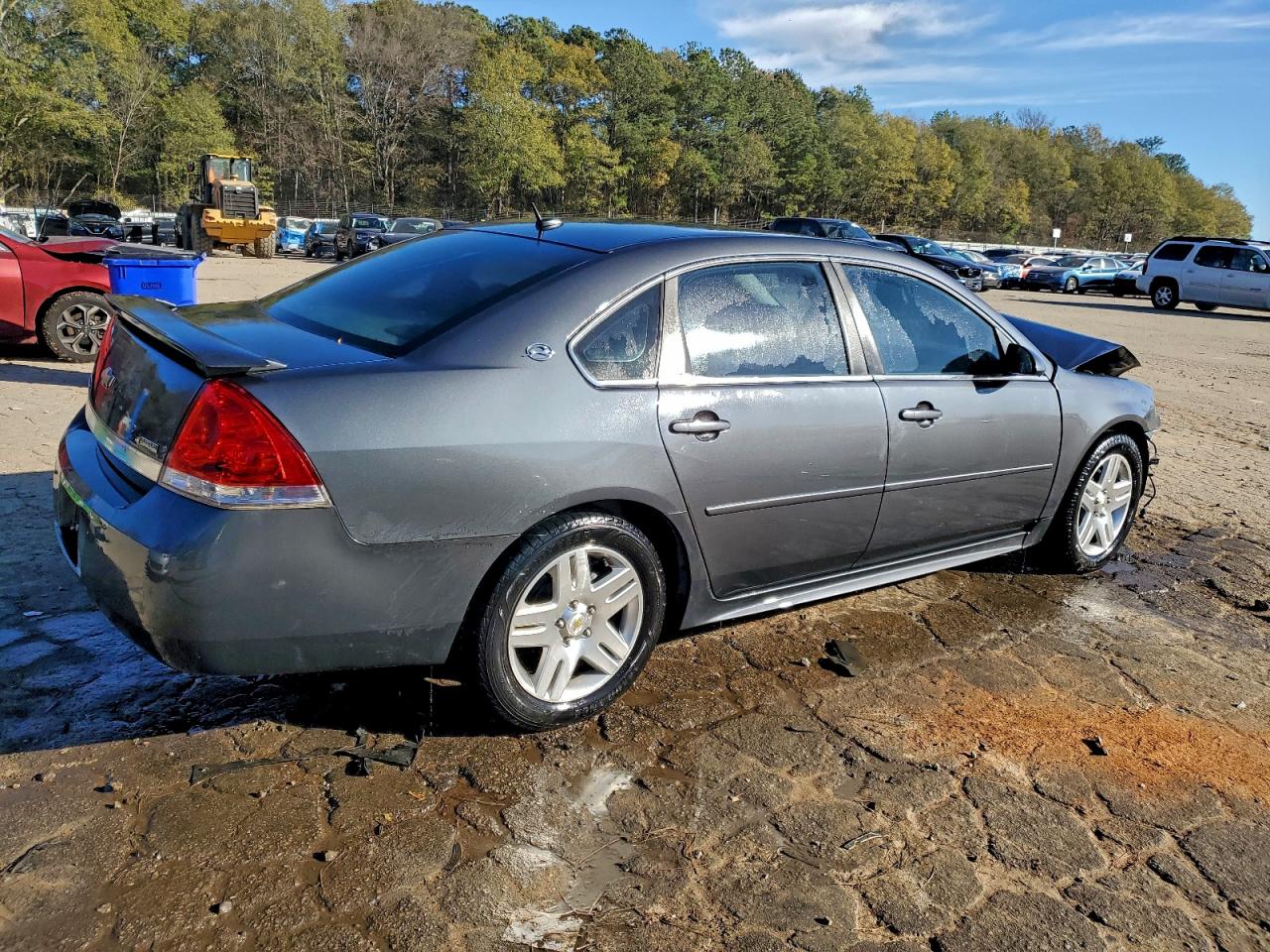 2011 CHEVROLET IMPALA LT photo 3