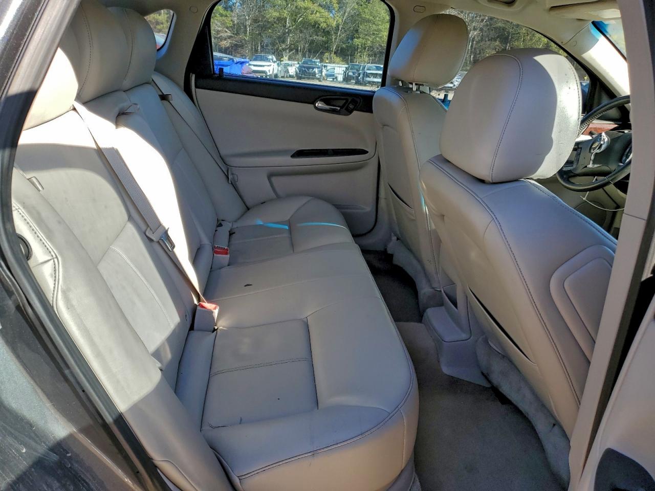 2011 CHEVROLET IMPALA LT photo 10