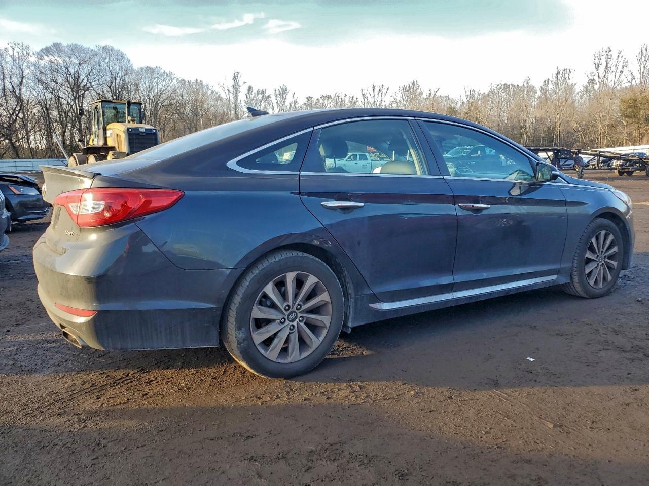 2016 HYUNDAI SONATA SPORT photo 3