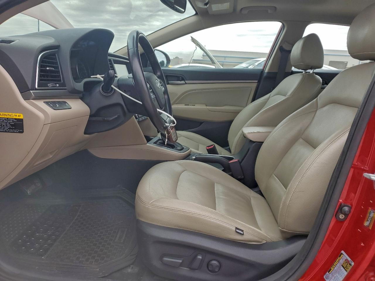 2017 HYUNDAI ELANTRA SE photo 7