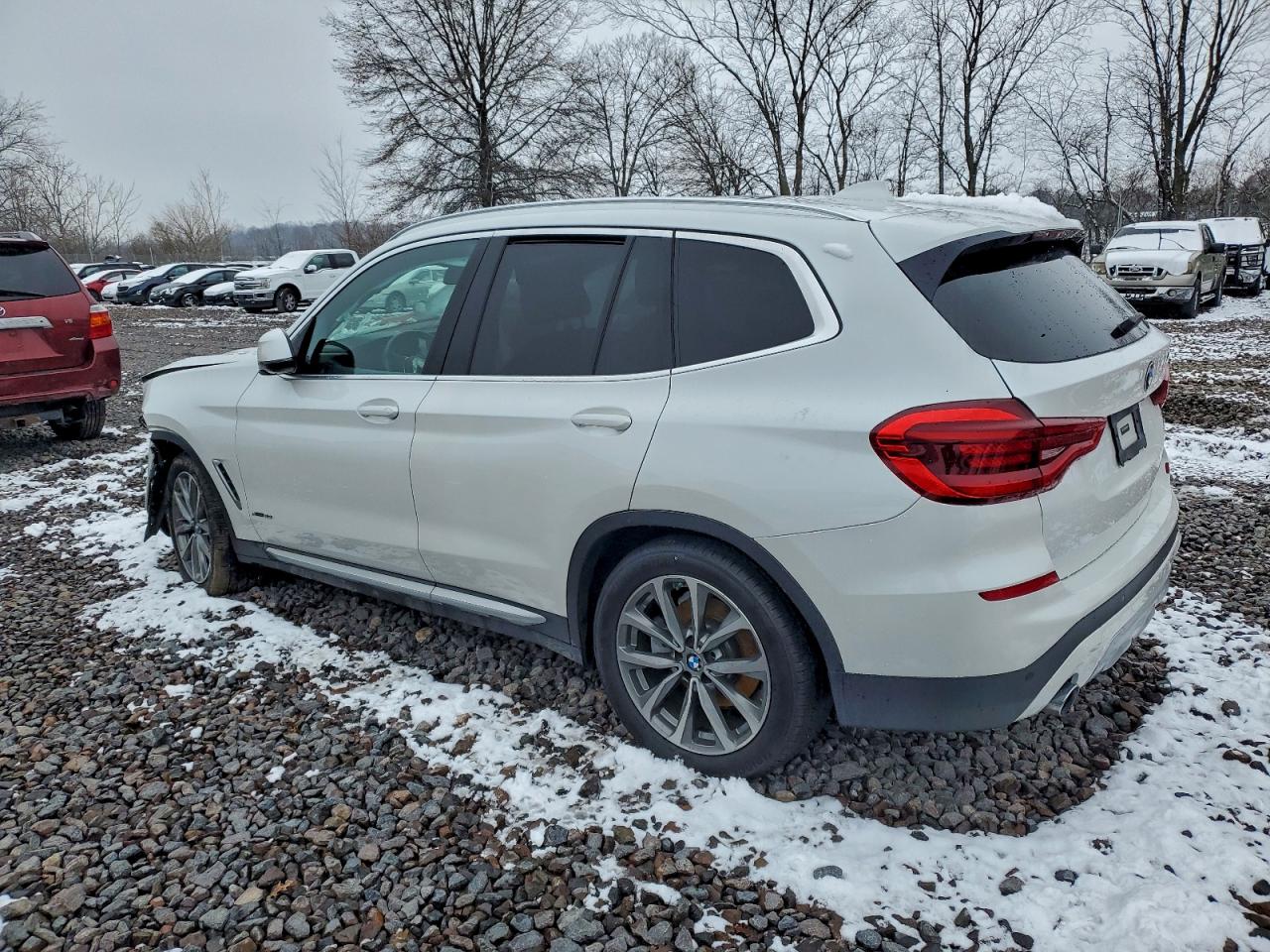 2018 BMW X3 XDRIVE30I photo 2