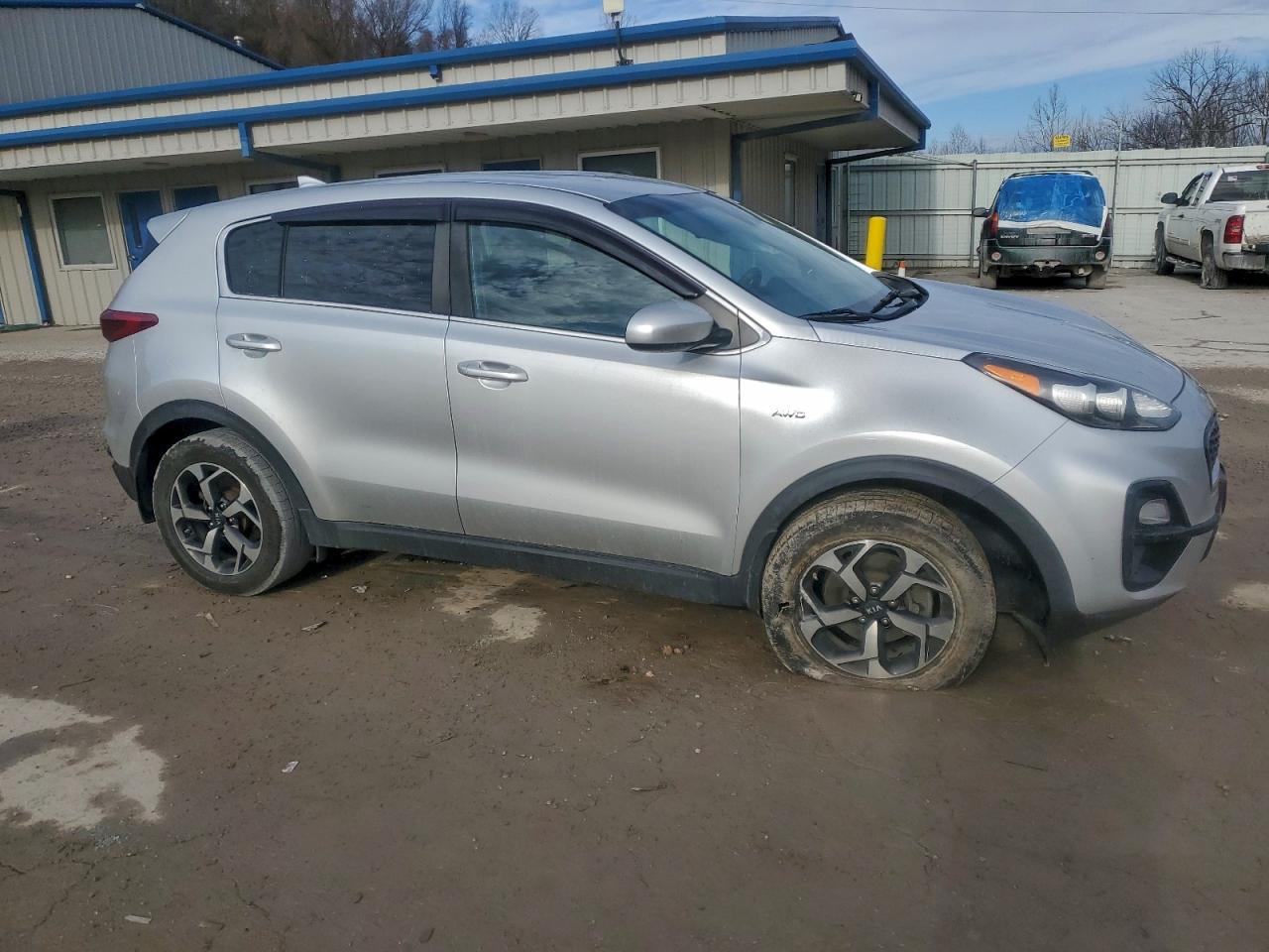 2020 KIA SPORTAGE LX photo 4