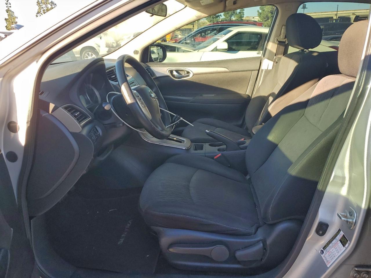 2014 NISSAN SENTRA S photo 7