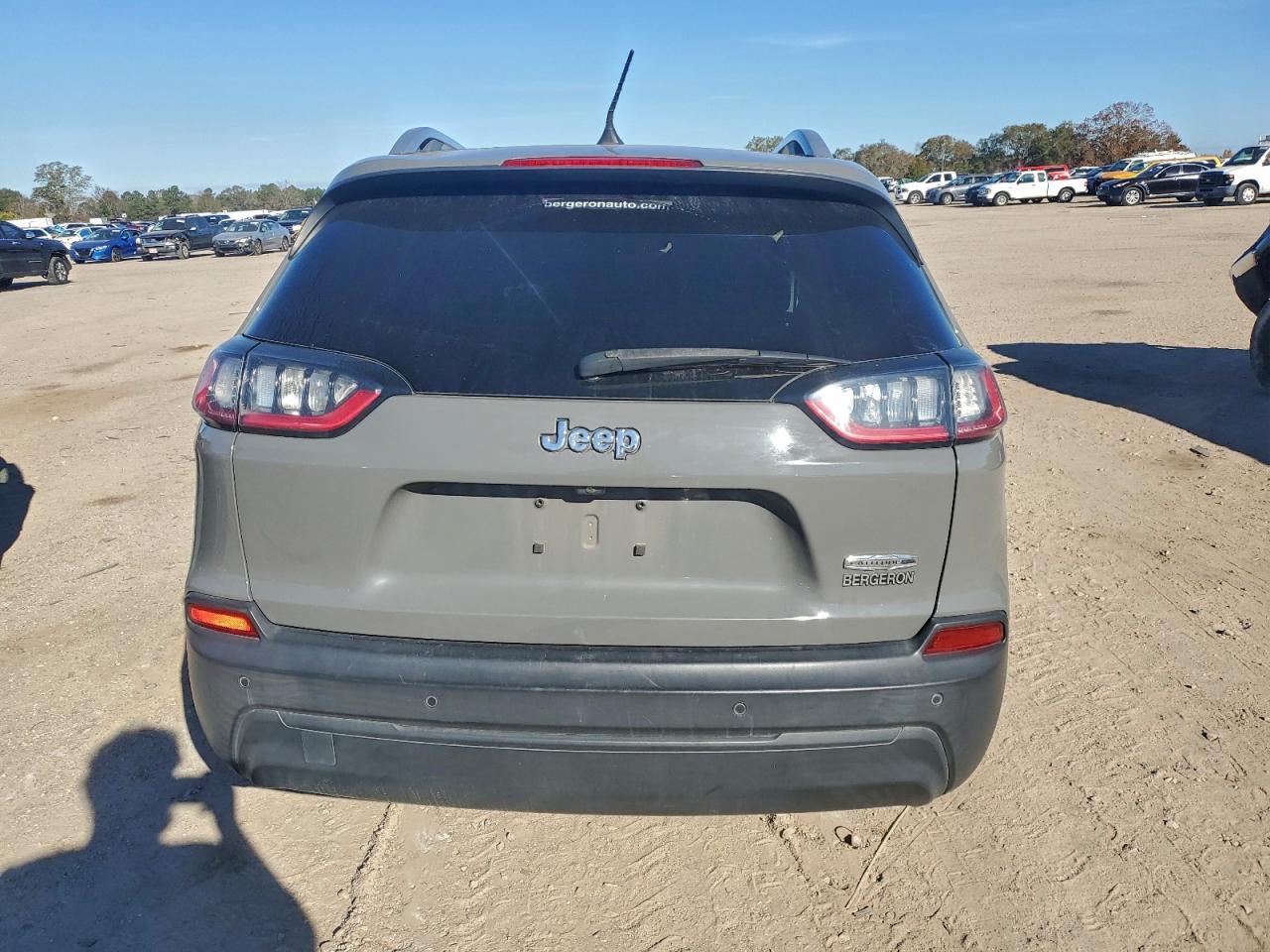 2019 JEEP CHEROKEE LATITUDE PLUS photo 6