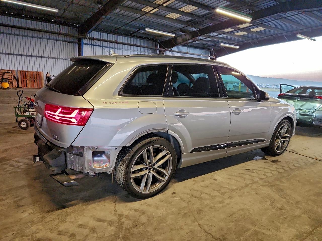 2018 AUDI Q7 PRESTIGE photo 3