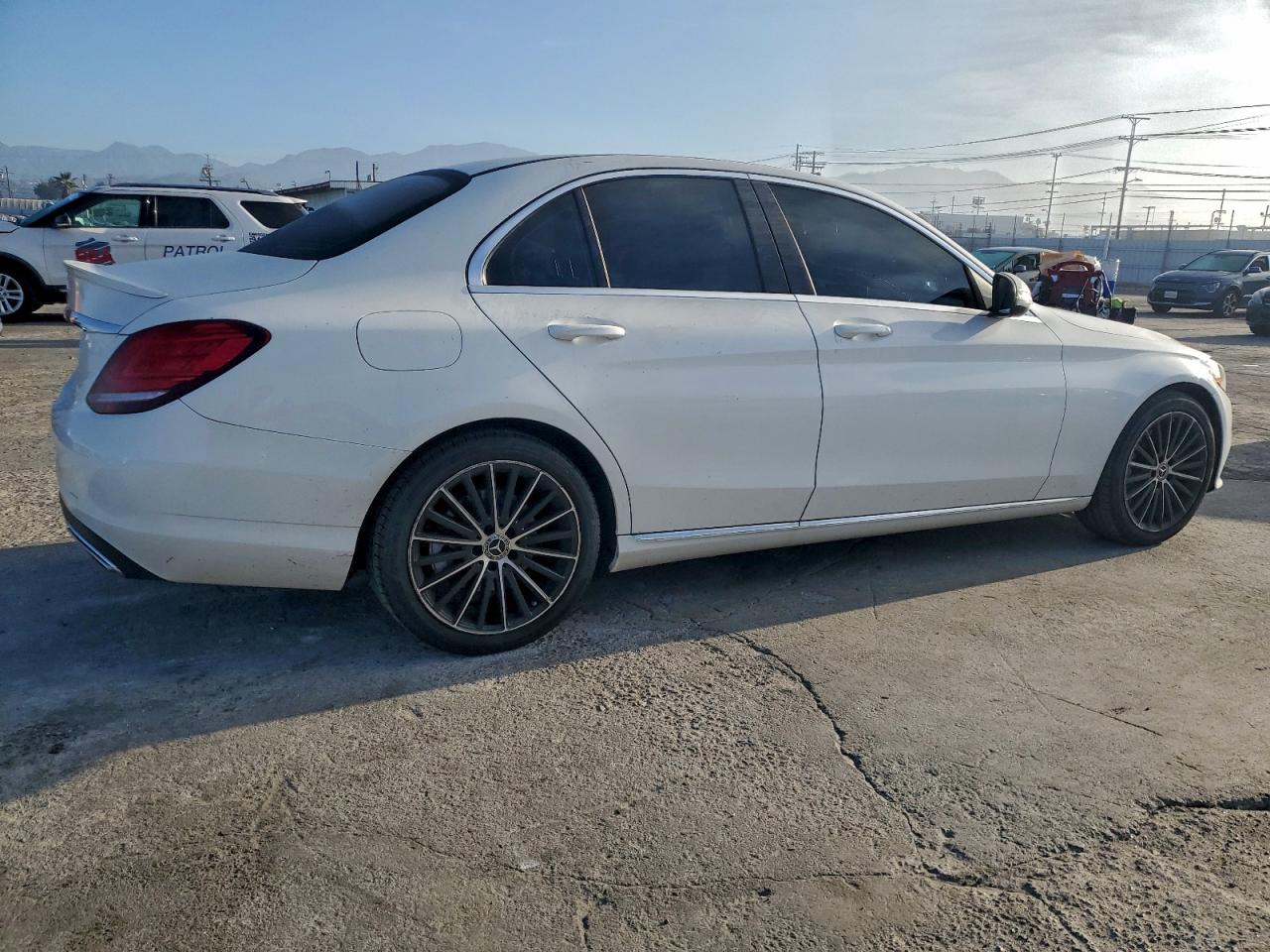 2019 MERCEDES-BENZ C 300 photo 3
