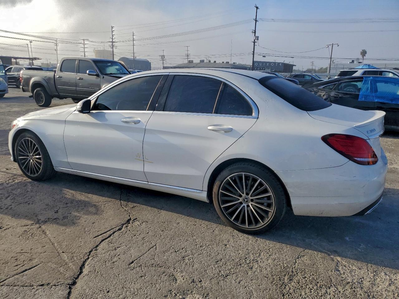 2019 MERCEDES-BENZ C 300 photo 2