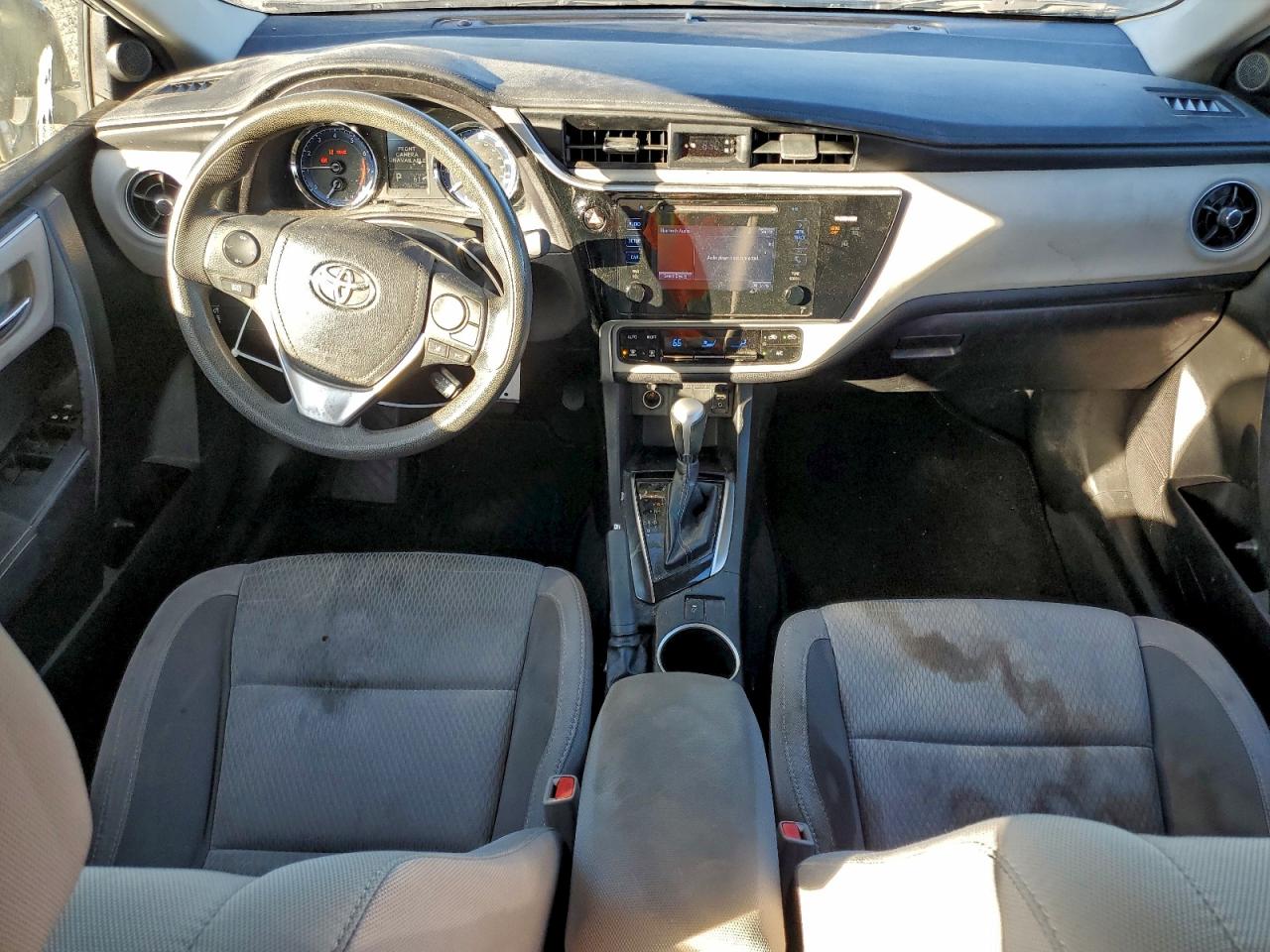 2017 TOYOTA COROLLA L photo 8