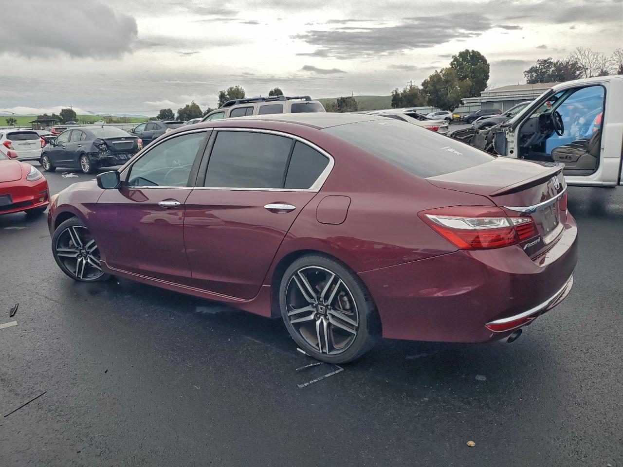 2016 HONDA ACCORD SPORT photo 2