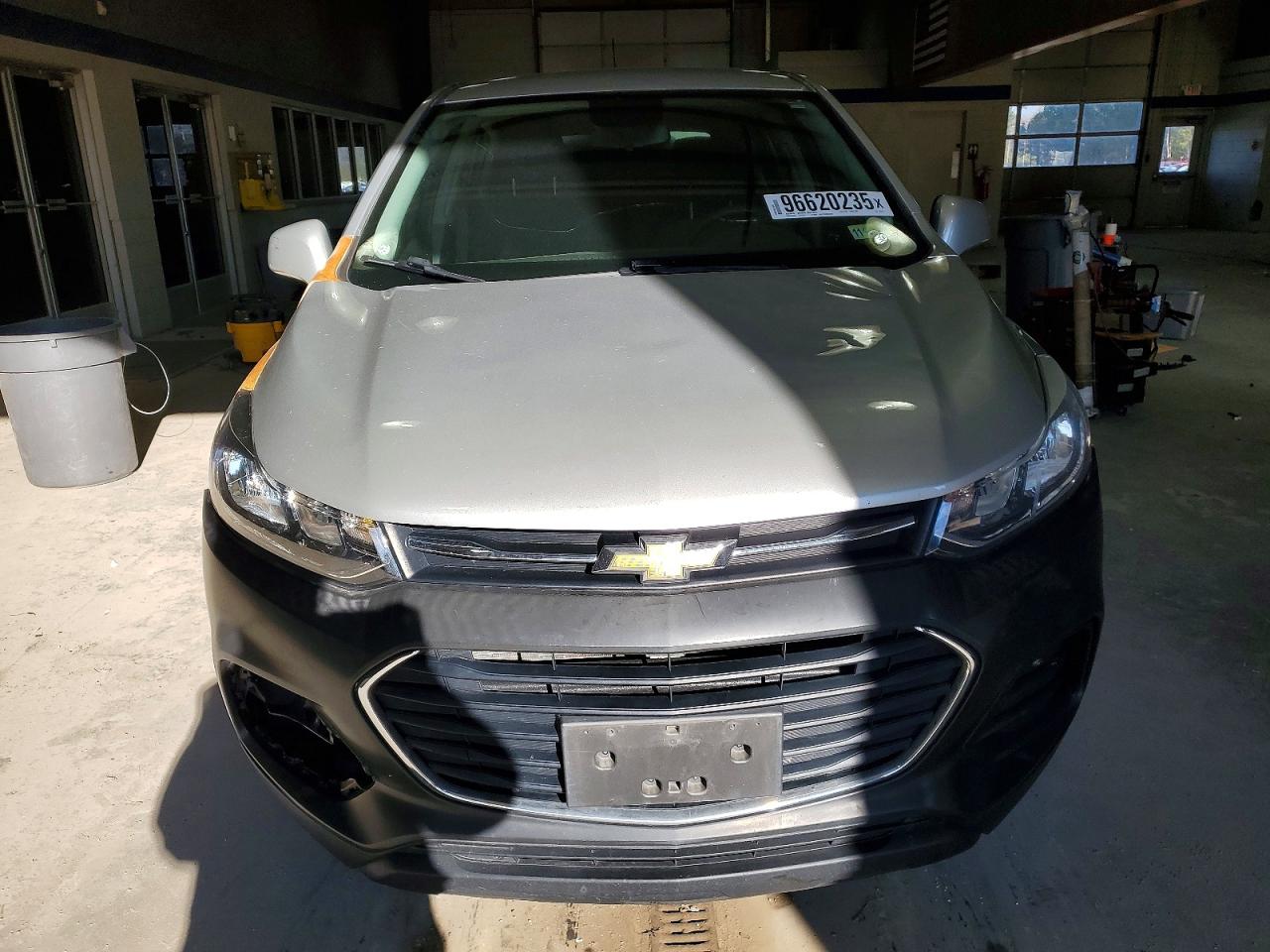 2018 CHEVROLET TRAX LS photo 5