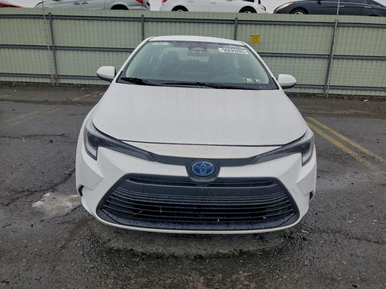 2024 TOYOTA COROLLA LE photo 5
