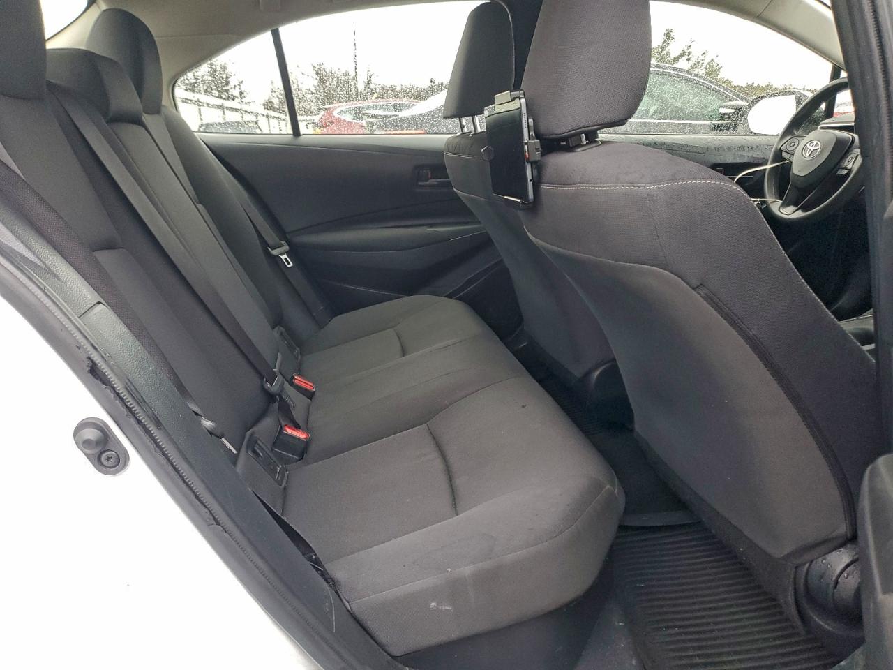 2024 TOYOTA COROLLA LE photo 10
