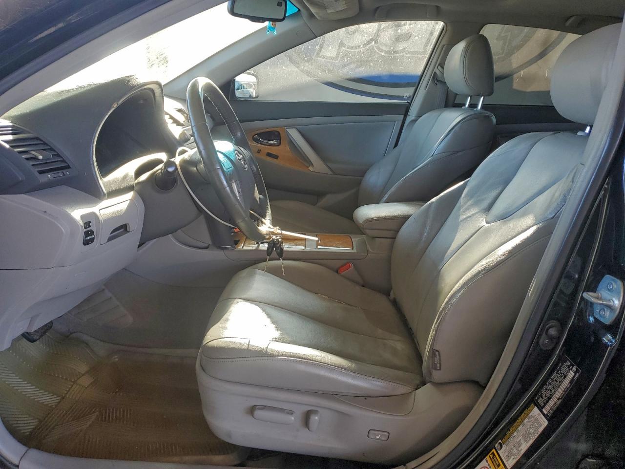2007 TOYOTA CAMRY LE photo 7