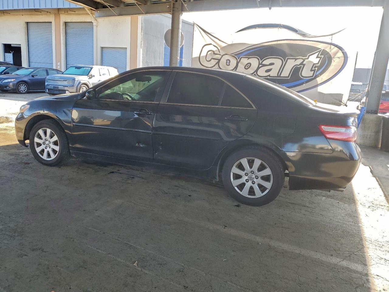 2007 TOYOTA CAMRY LE photo 2