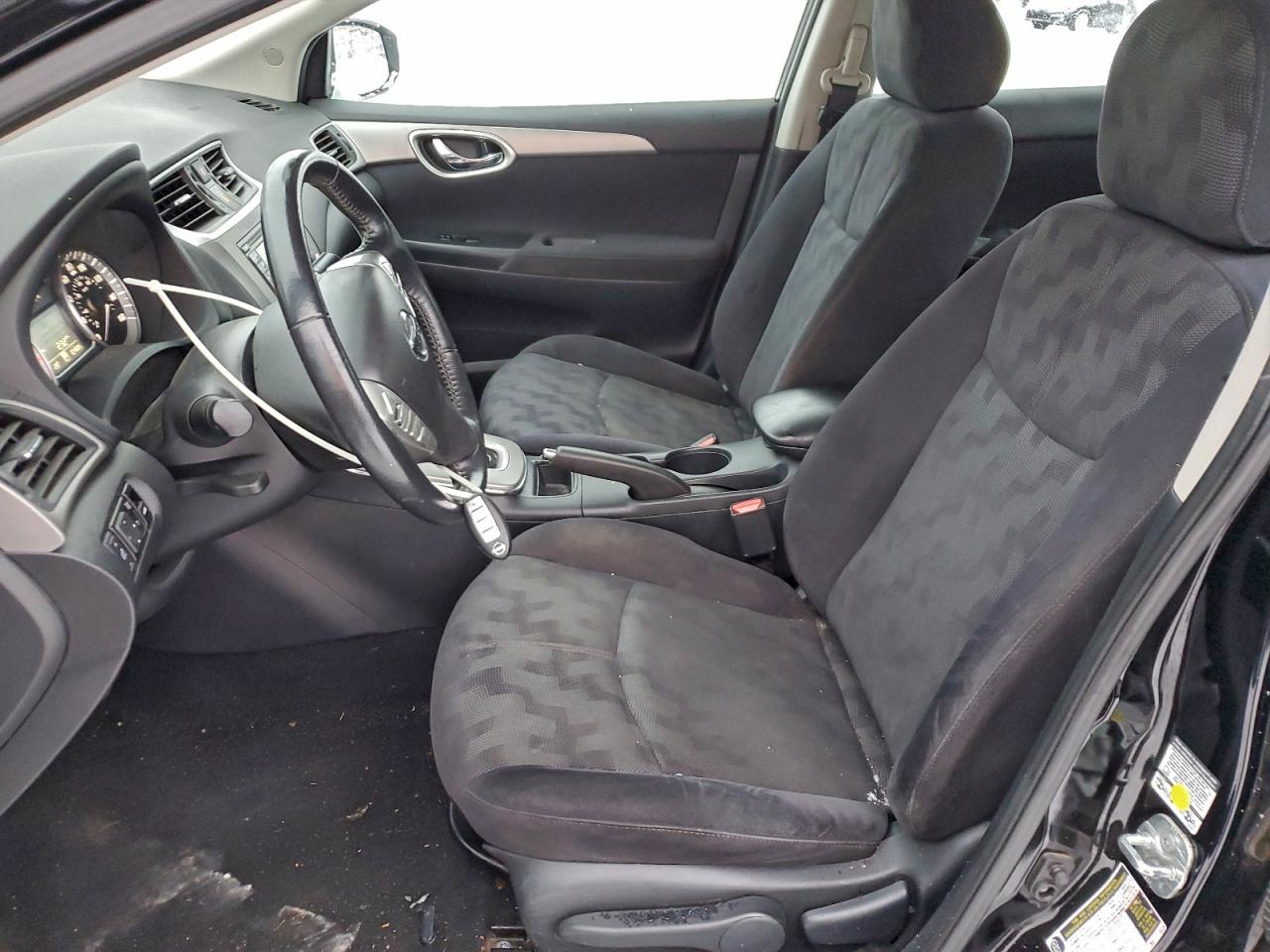 2013 NISSAN SENTRA S photo 7