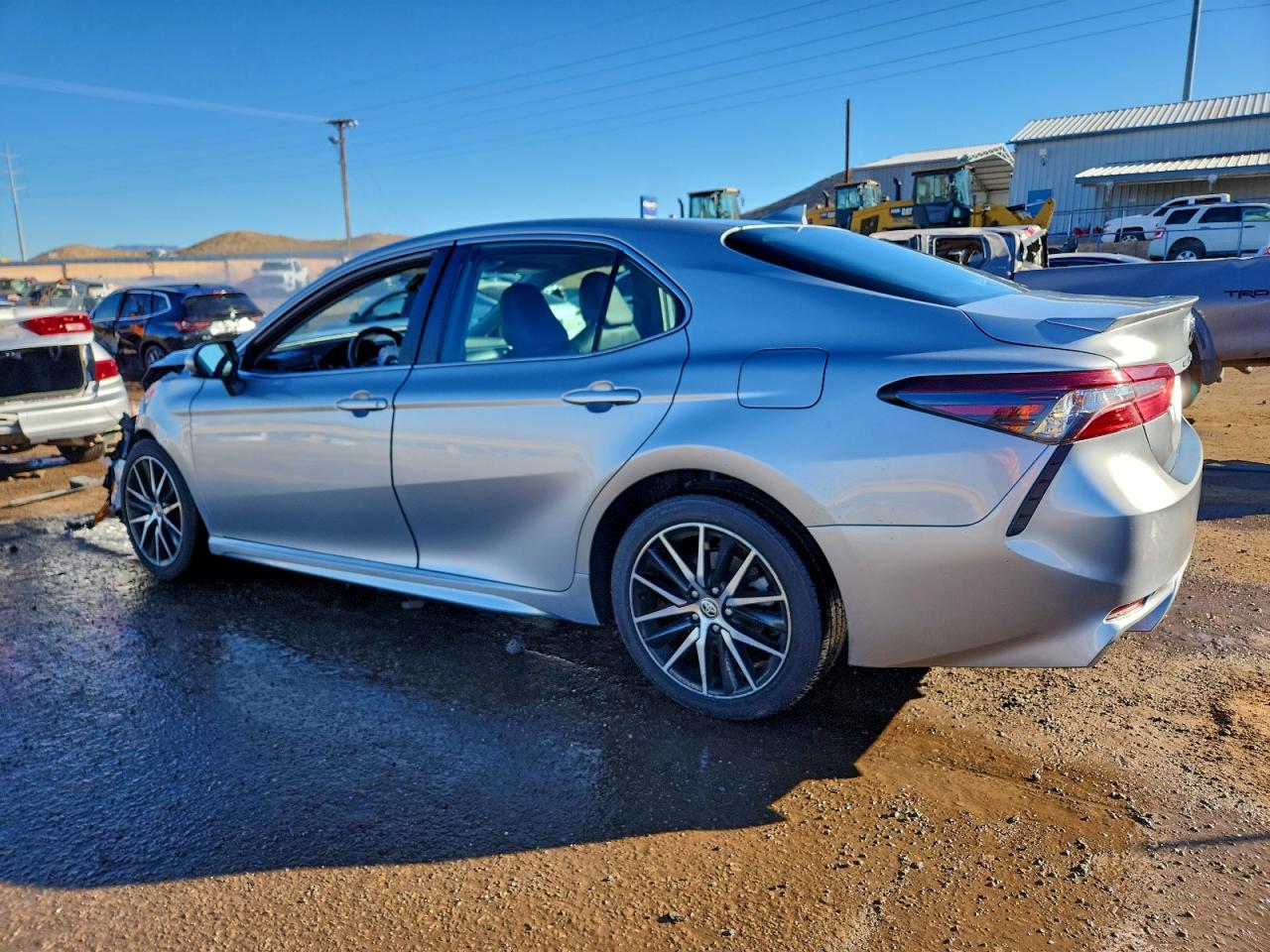 2021 TOYOTA CAMRY SE photo 2