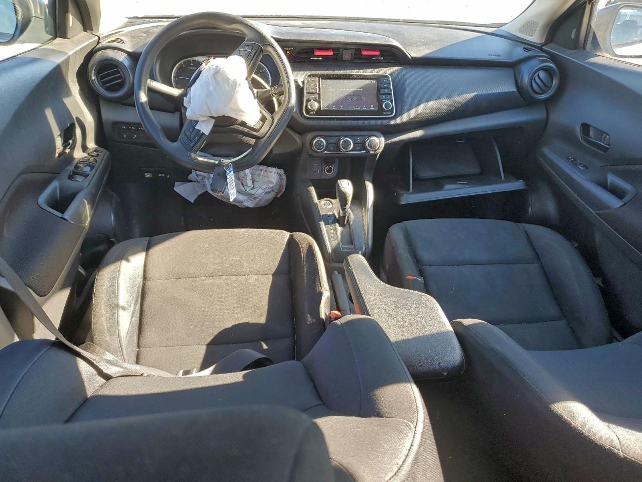 2023 NISSAN KICKS S photo 8