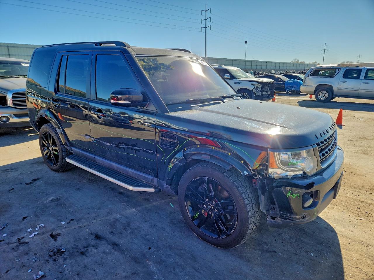 2016 LAND ROVER LR4 HSE photo 4