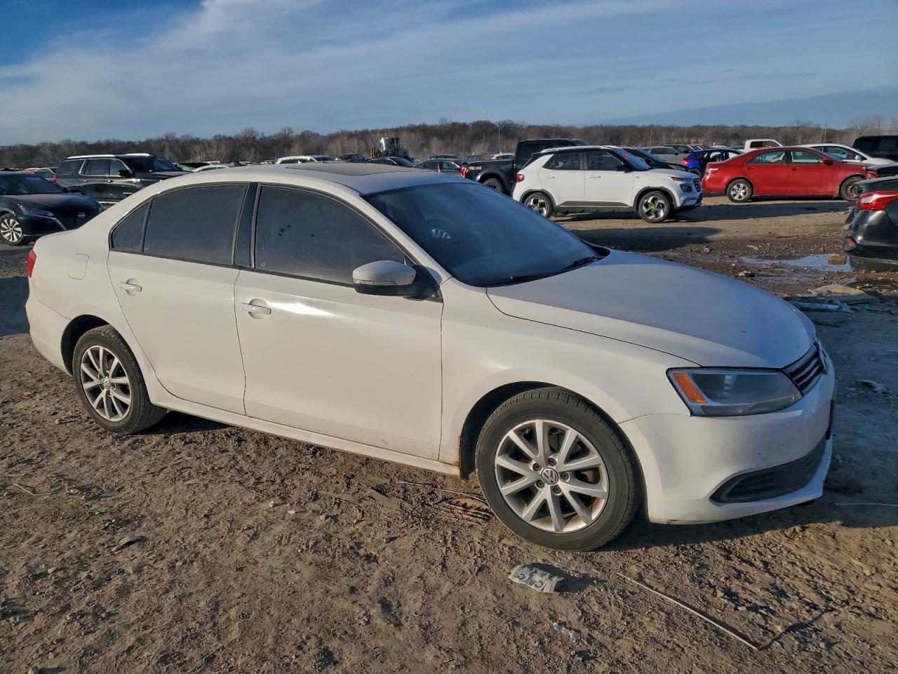 2012 VOLKSWAGEN JETTA SE photo 4