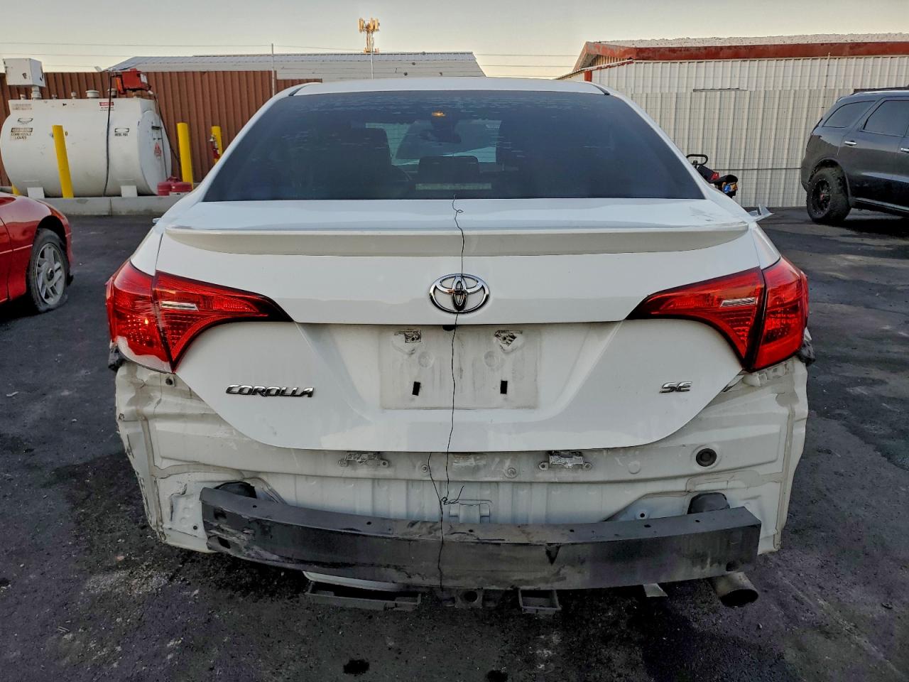 2018 TOYOTA COROLLA L photo 6