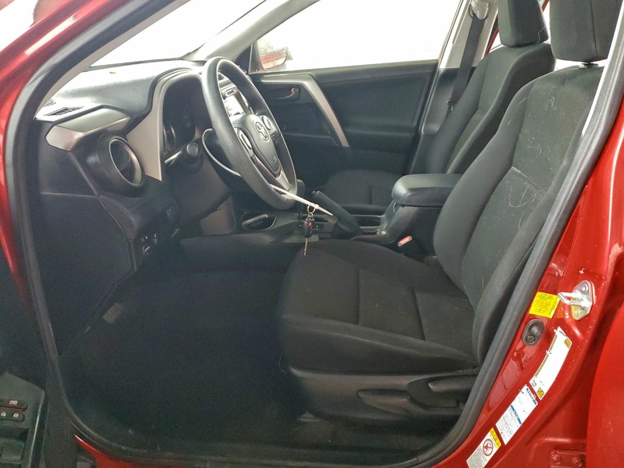 2016 TOYOTA RAV4 LE photo 7
