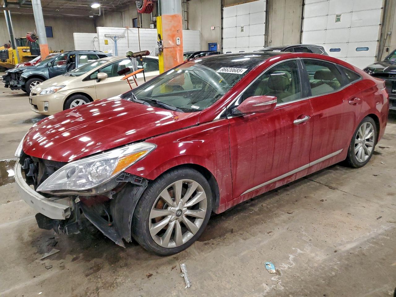 2013 HYUNDAI AZERA