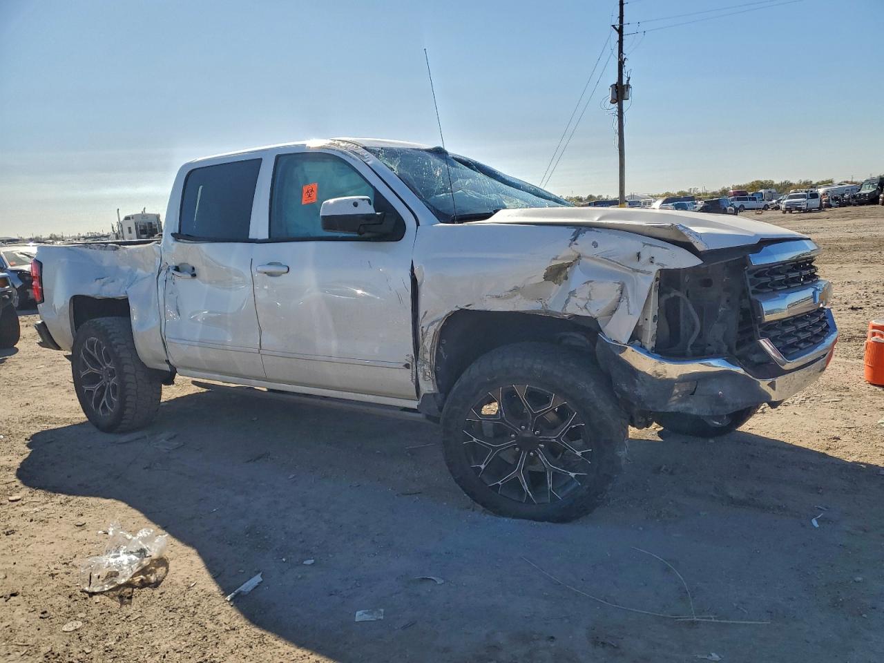 2018 CHEVROLET SILVERADO C1500 LT photo 4