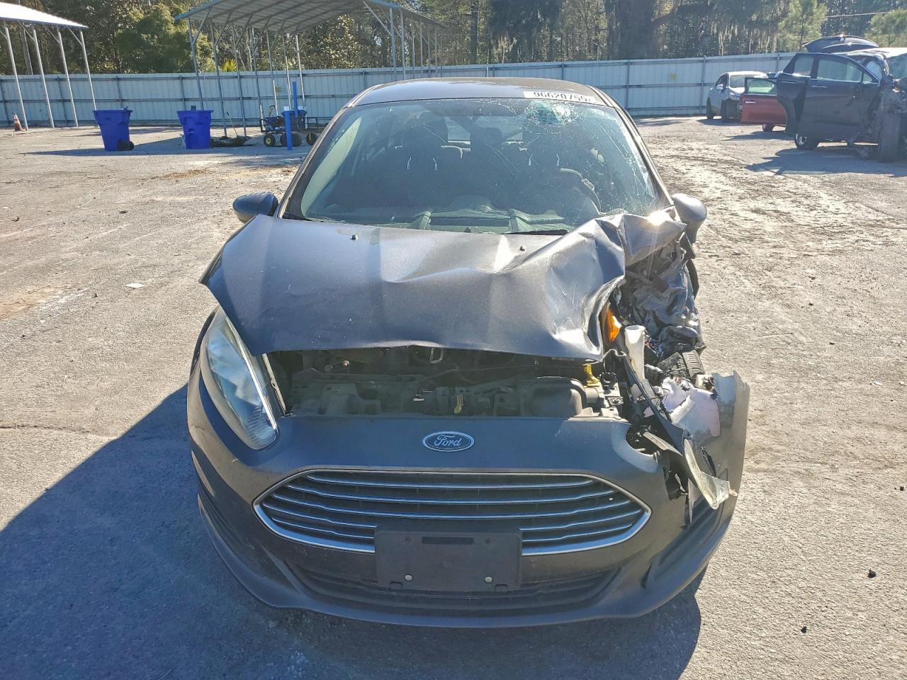 2018 FORD FIESTA SE photo 5