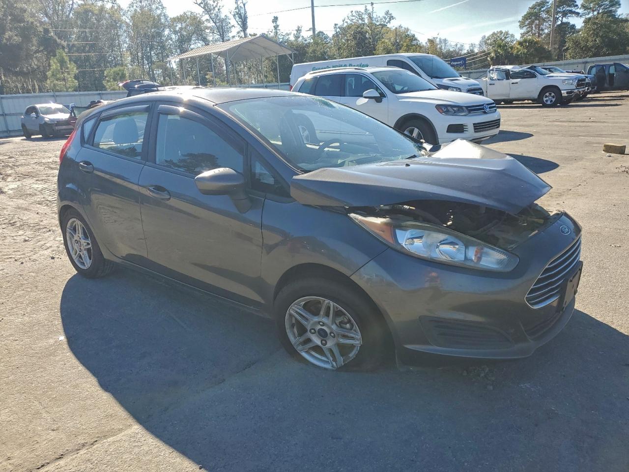 2018 FORD FIESTA SE photo 4