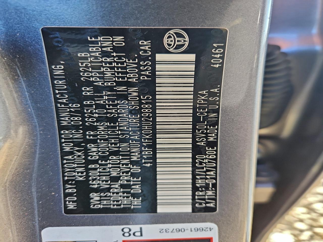 2017 TOYOTA CAMRY LE photo 12