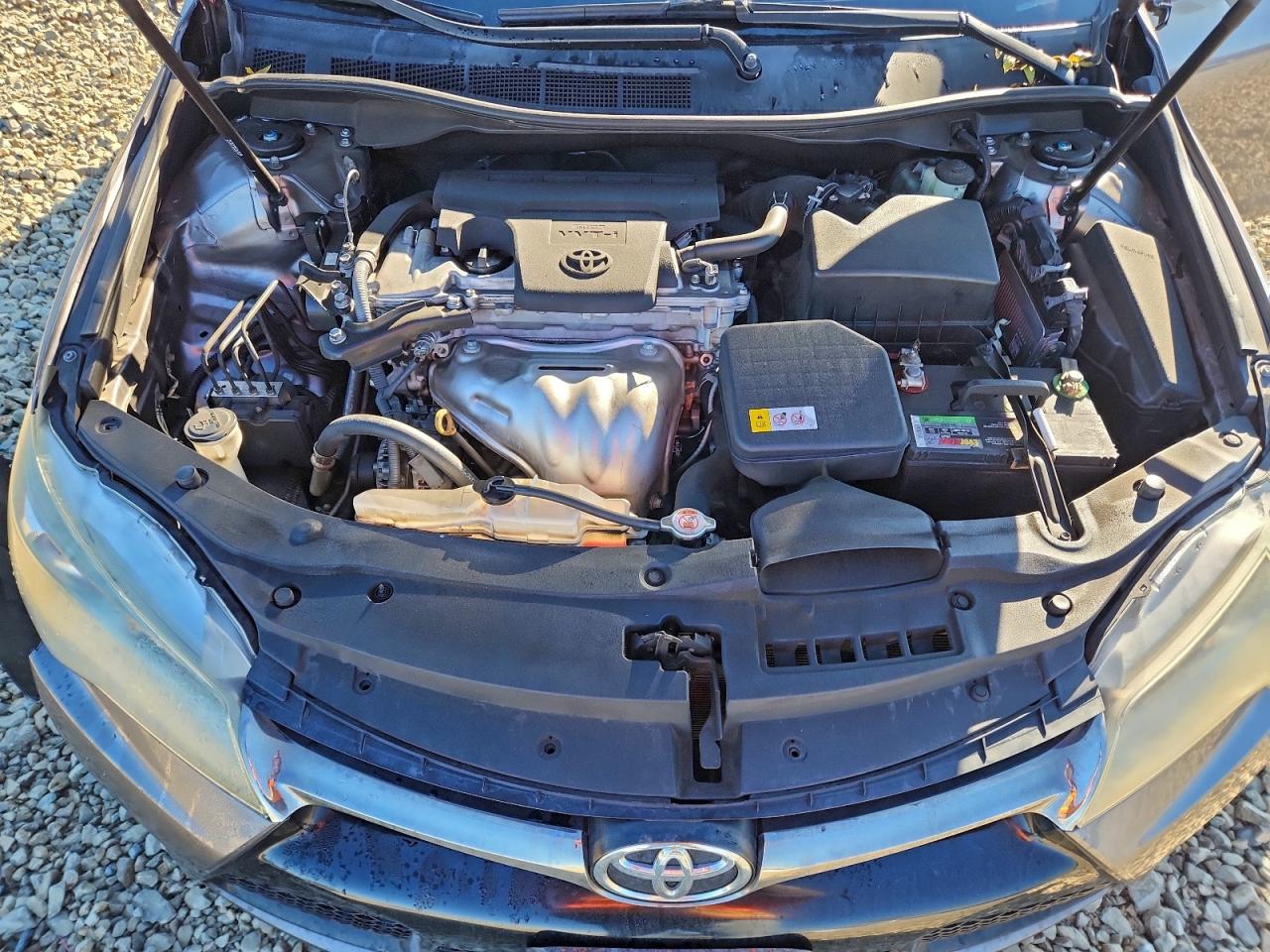 2017 TOYOTA CAMRY LE photo 11