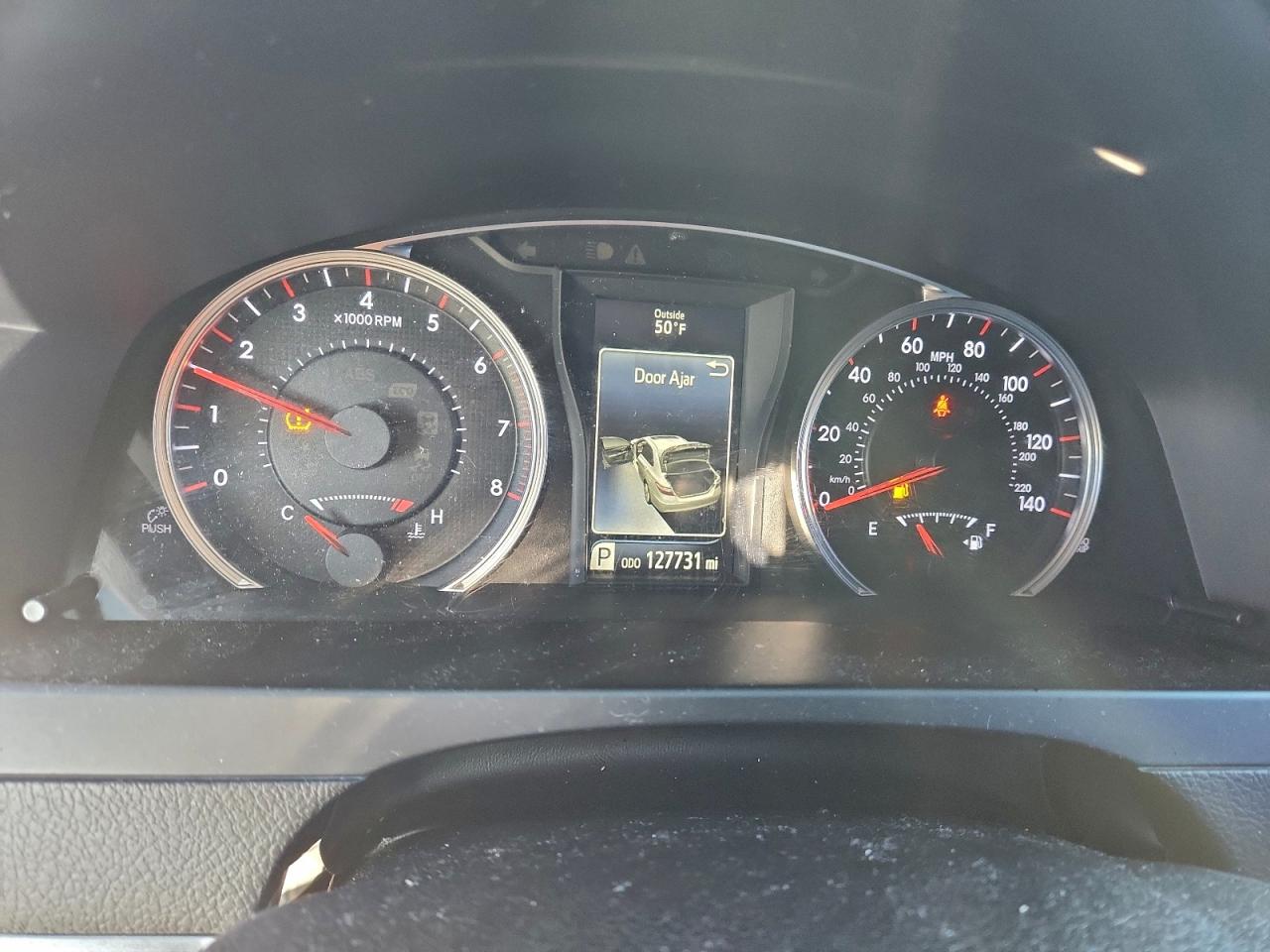 2017 TOYOTA CAMRY LE photo 9
