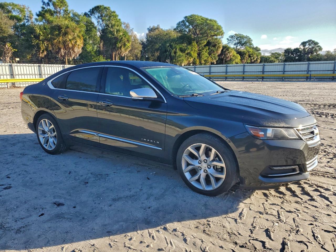 2014 CHEVROLET IMPALA LTZ photo 4