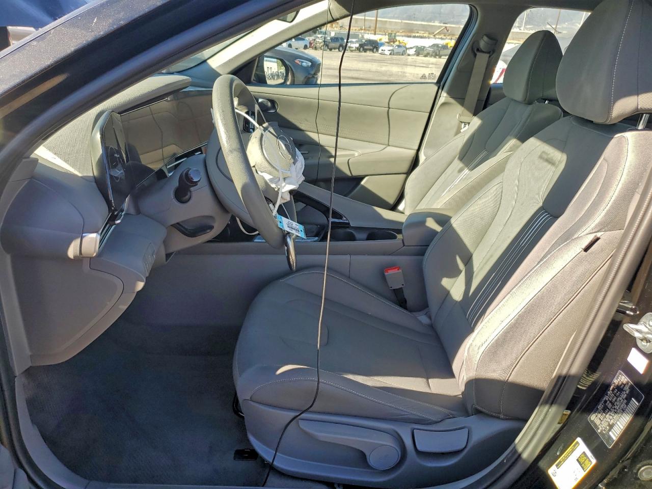 2024 HYUNDAI ELANTRA BLUE photo 7