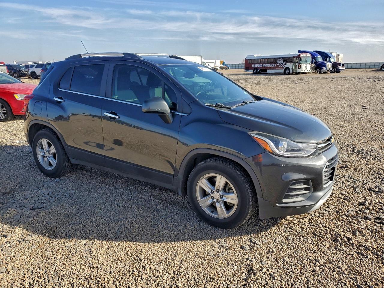 2017 CHEVROLET TRAX 1LT photo 4