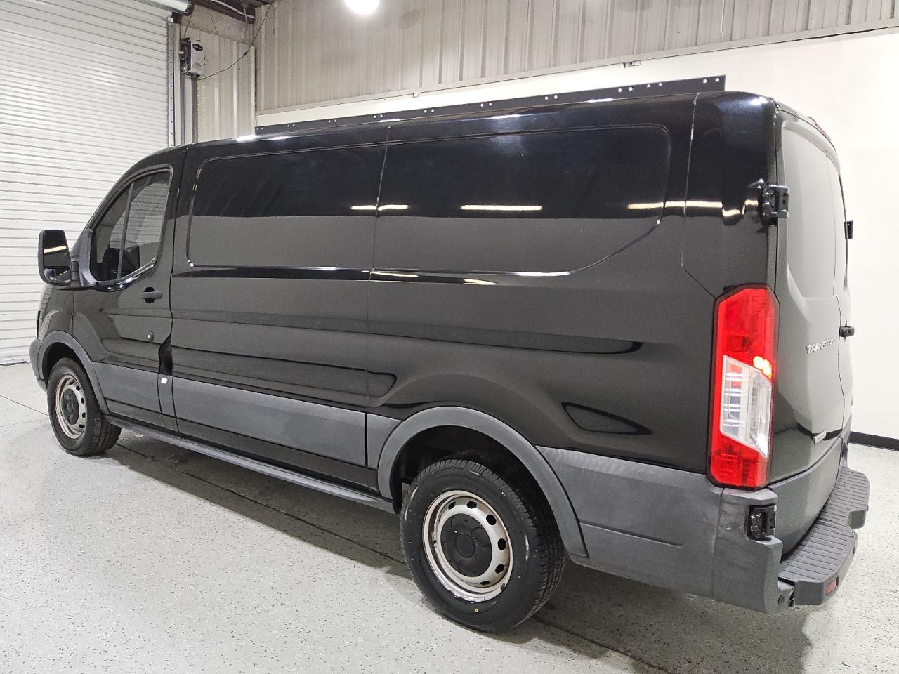 2018 FORD TRANSIT T-250 photo 2