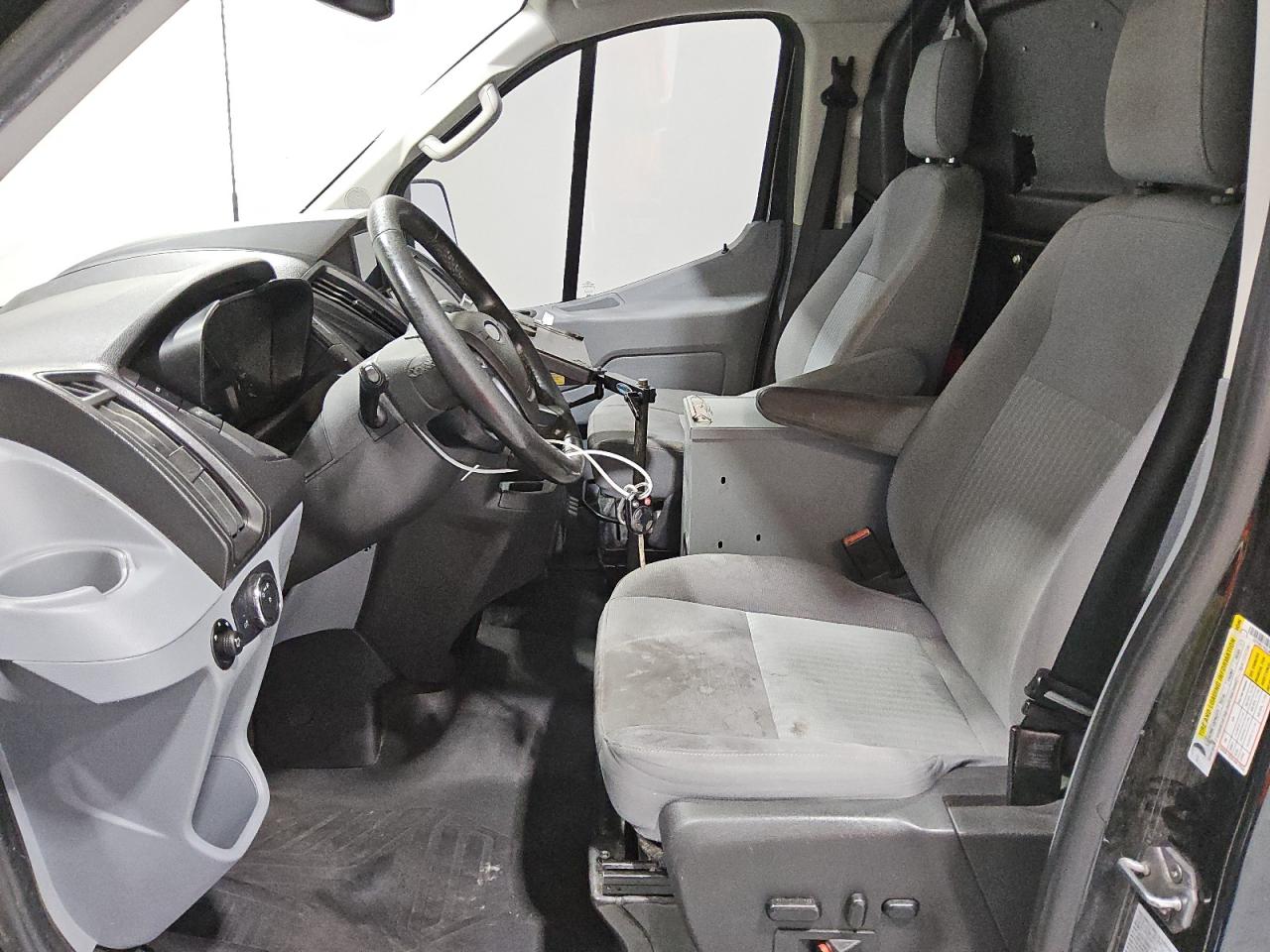 2018 FORD TRANSIT T-250 photo 7
