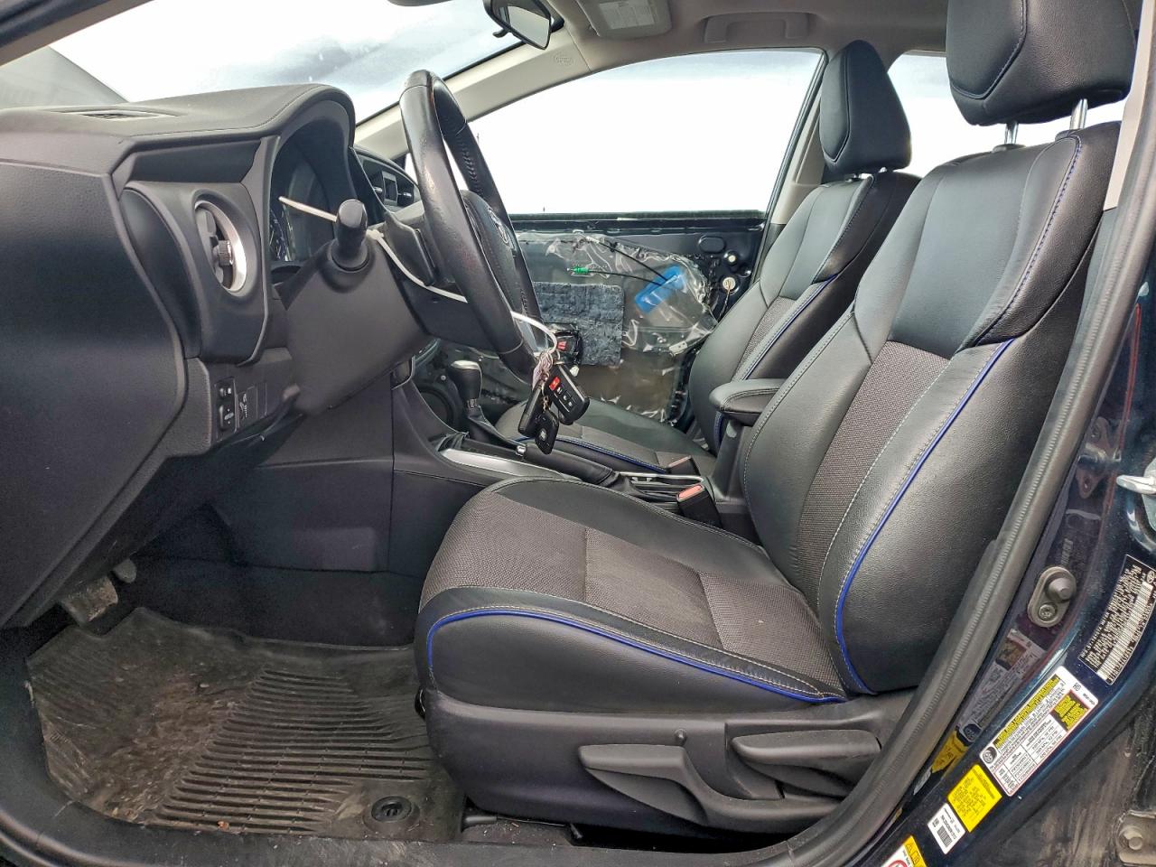 2019 TOYOTA COROLLA L photo 7