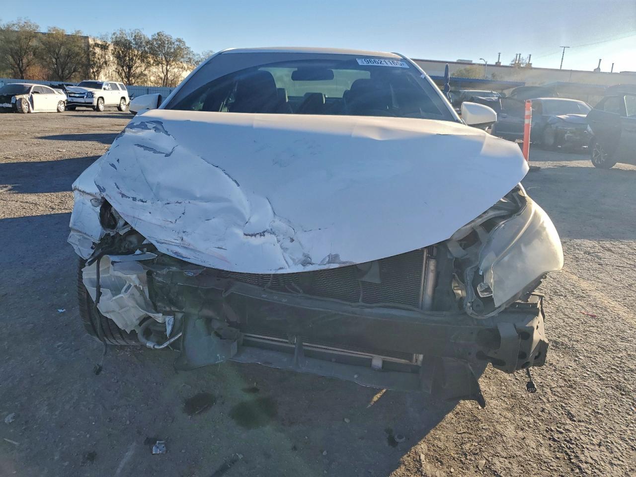 2017 TOYOTA CAMRY LE photo 5