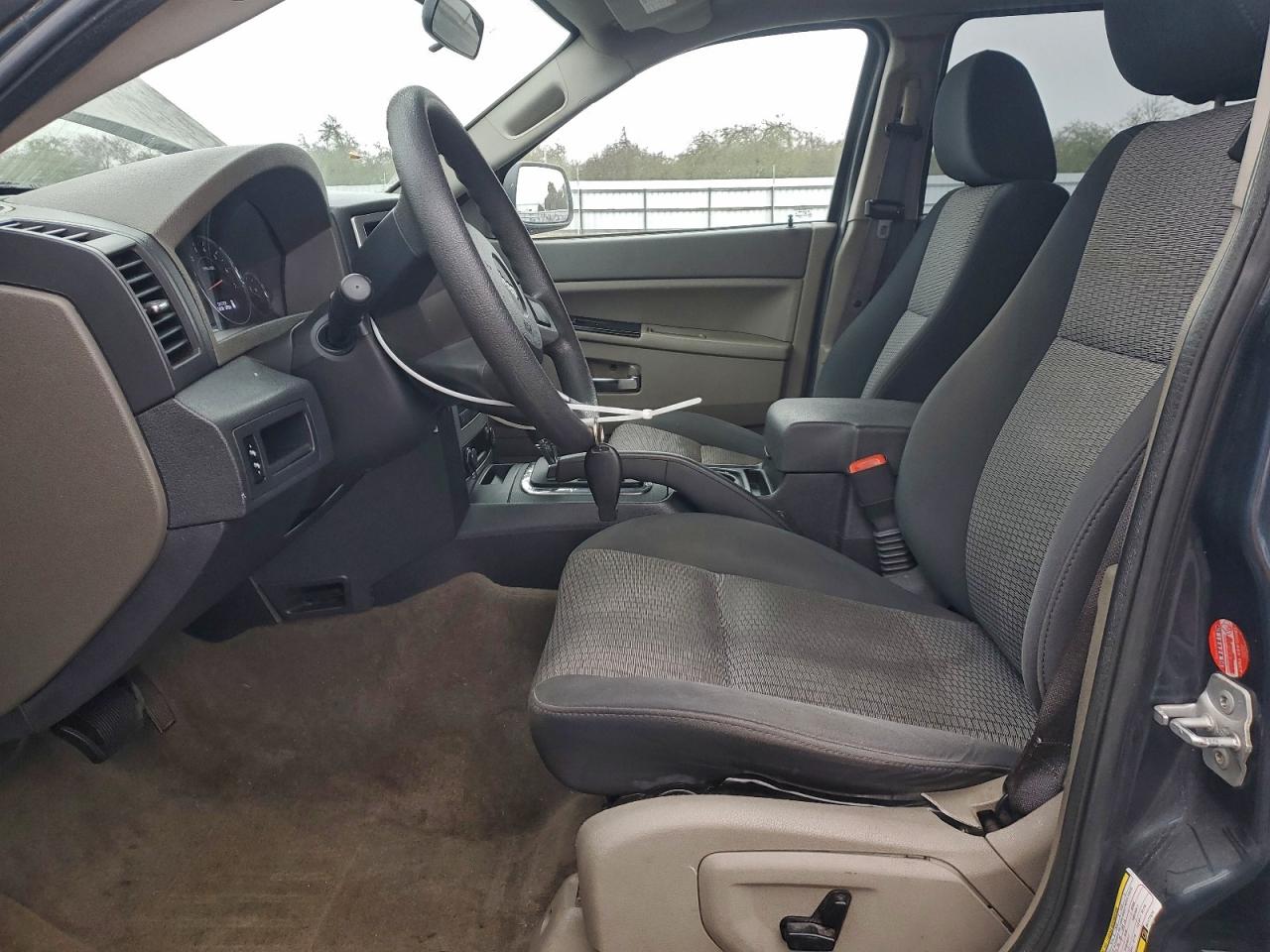 2008 JEEP GRAND CHEROKEE LAREDO photo 7