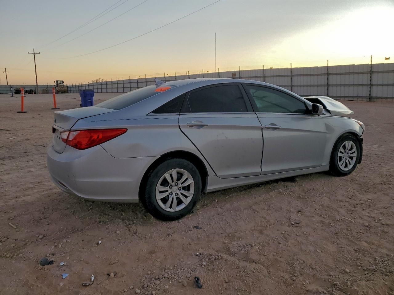 2011 HYUNDAI SONATA GLS photo 3
