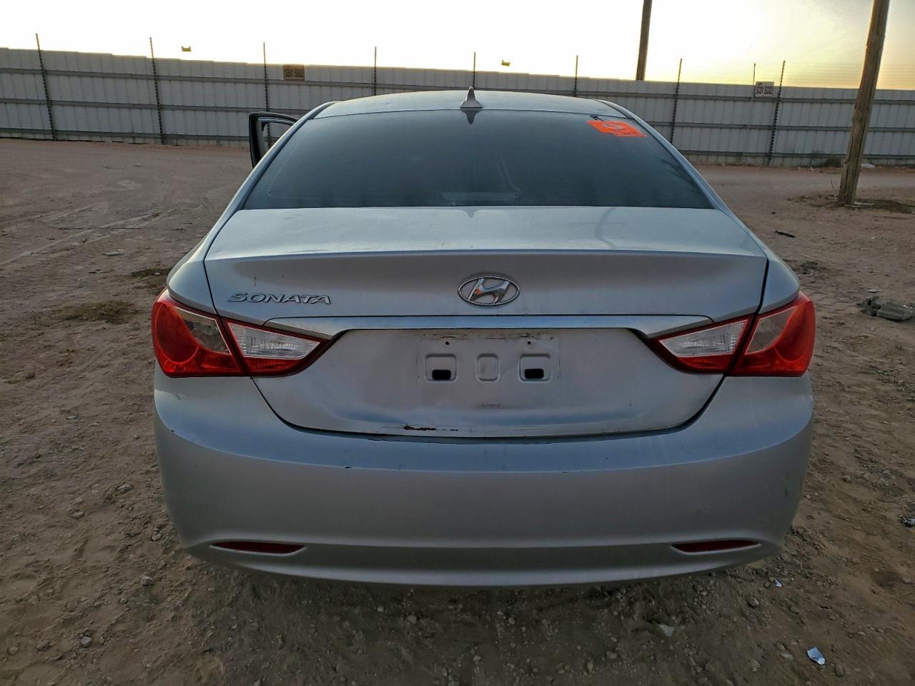 2011 HYUNDAI SONATA GLS photo 6