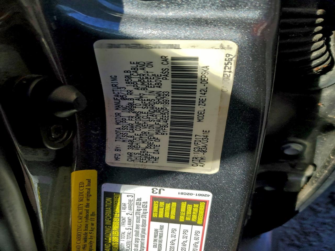 2013 TOYOTA COROLLA BASE photo 12