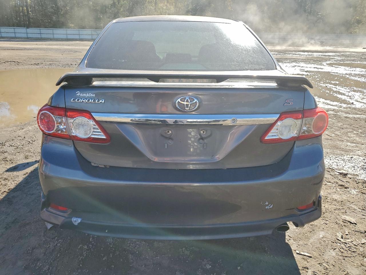 2013 TOYOTA COROLLA BASE photo 6